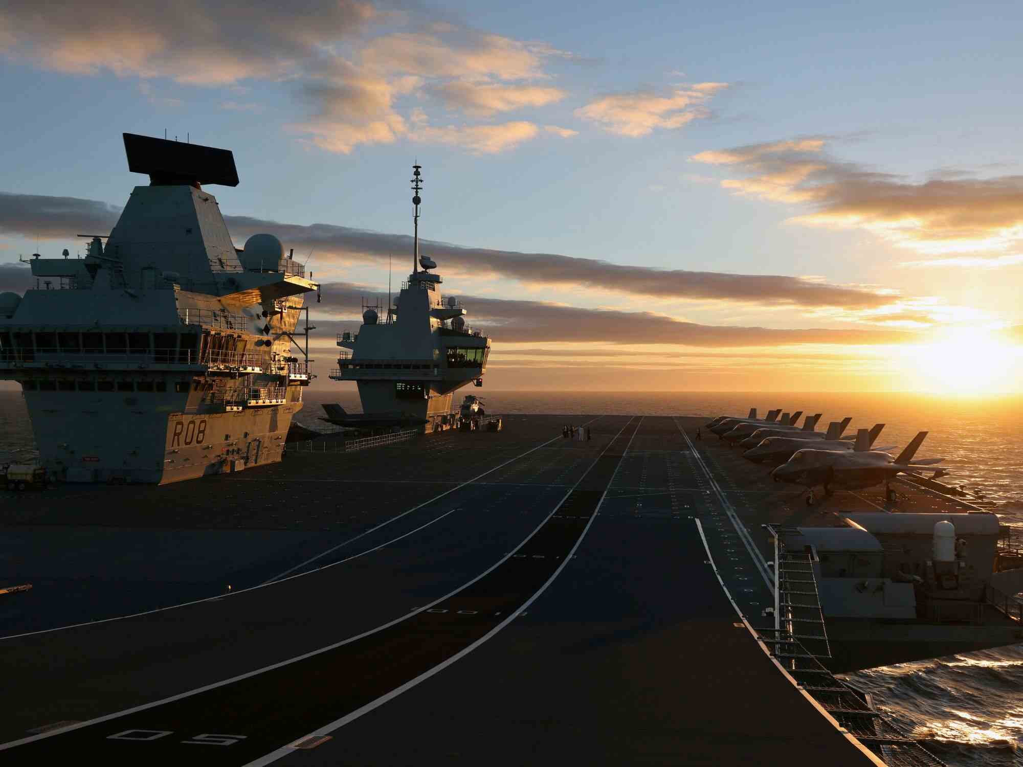 HMS Queen Elizabeth of the British Royal Navy and Hythe Engineering
